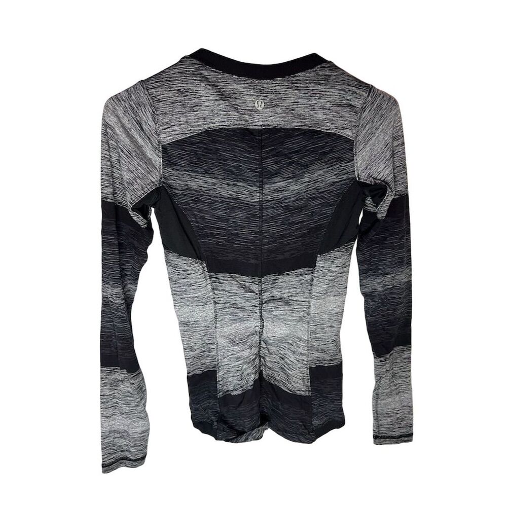 Lululemon Women's M Black Stripe Long Sleeve Pullover for Running Yoga - Picture 4 of 9